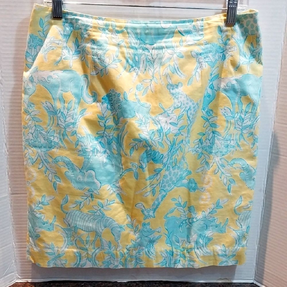 Lilly Pulitzer Yellow and Blue Patterned Skirt...Size 10..EUC